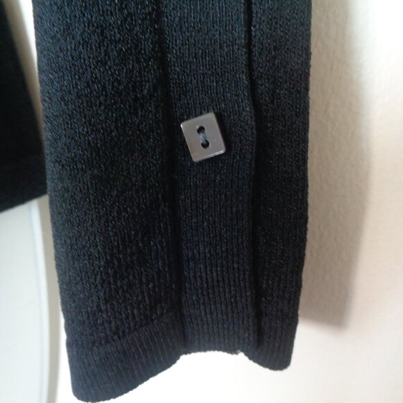 Vintage Talbots Black Rayon Knit Crew Neck Top PM Petite Medium - Picture 4 of 6